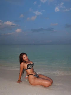 Alana escort in Hong Kong